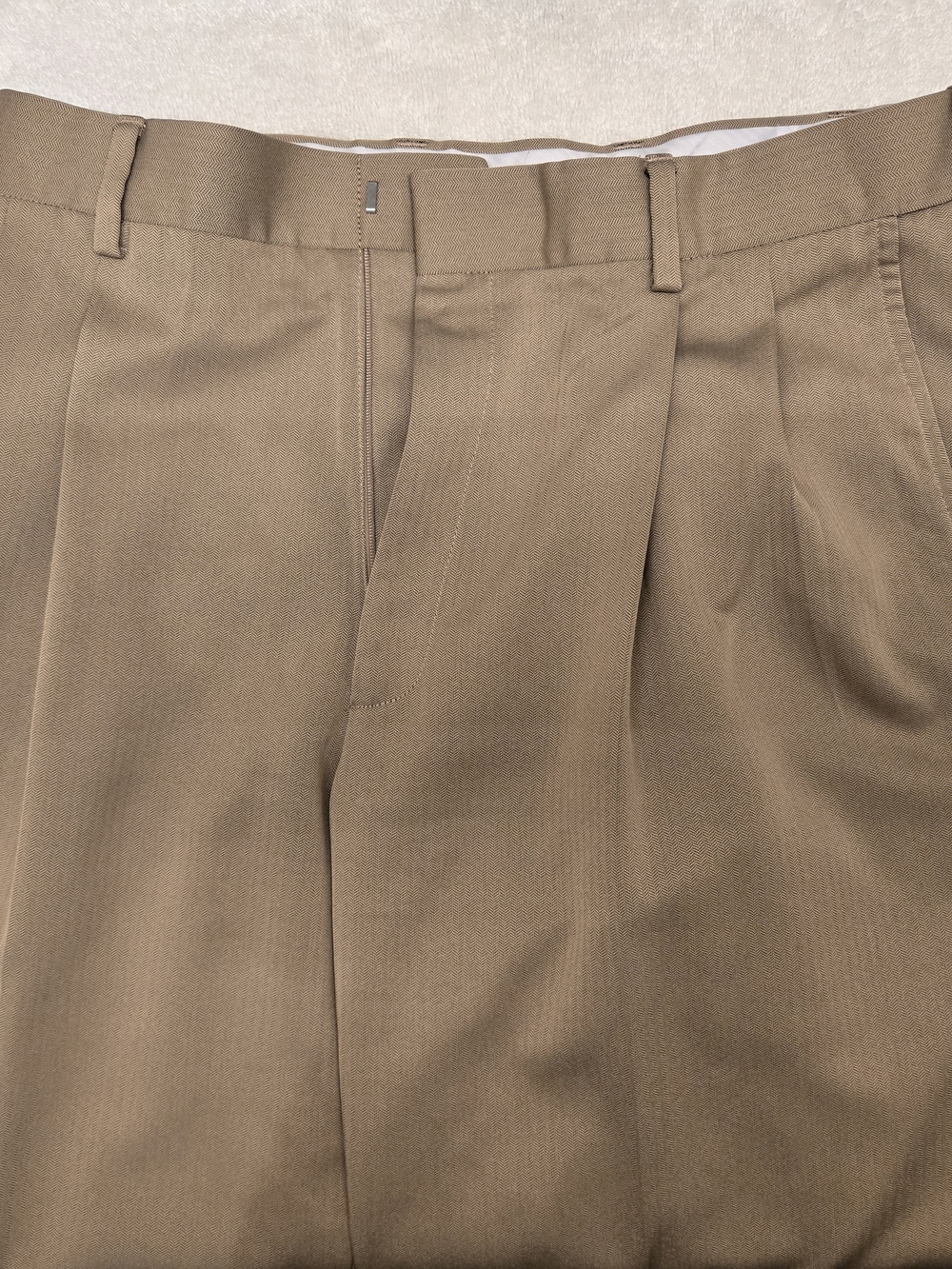 Haggar Pleated Men's Dress Pants